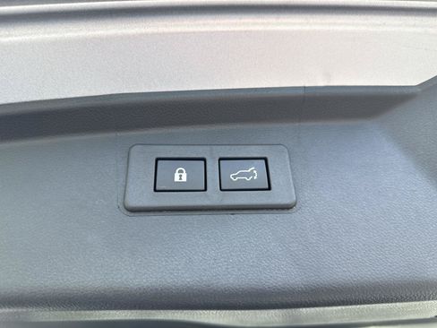 Used 2025 Subaru Outback Onyx Edition AWD/4WD image 10