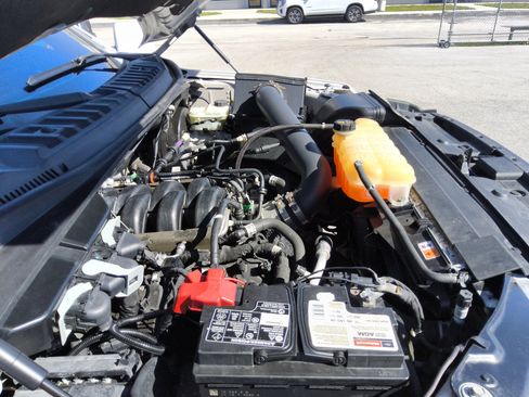 Used 2018 Ford F150 XLT image 31