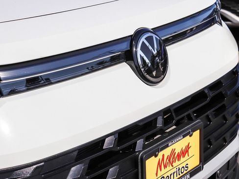 Certified 2025 Volkswagen Tiguan S FWD image 5