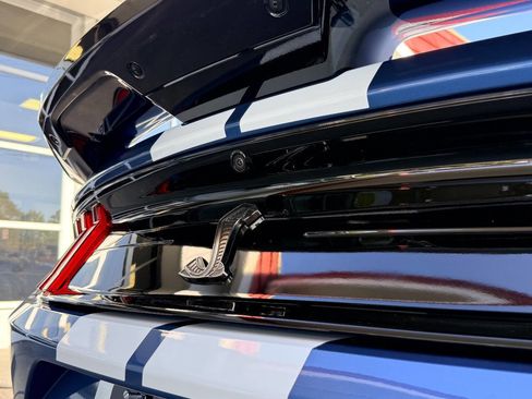 Used 2021 Ford Mustang Shelby GT500 w/ Technology Package image 9