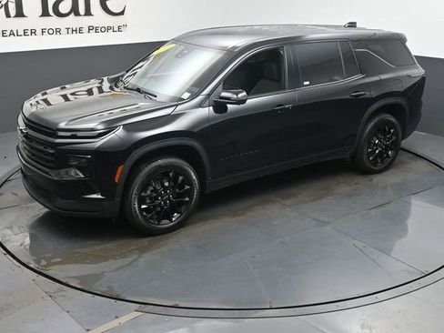 Used 2024 Chevrolet Traverse LS w/ Midnight/Sport Edition image 45