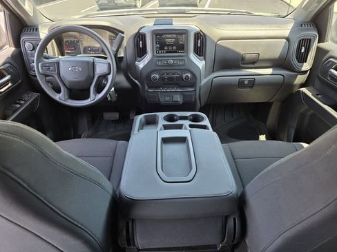 Used 2019 Chevrolet Silverado 1500 Custom Trail Boss w/ Custom Convenience Package AWD/4WD image 6