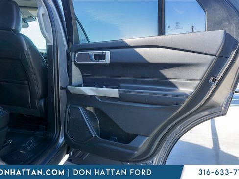 Used 2022 Ford Explorer XLT w/ Equipment Group 202A image 27