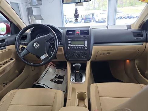 Used 2008 Volkswagen Jetta SE image 8