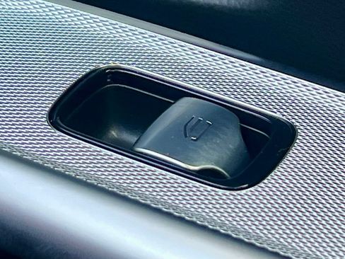 Certified 2026 Mercedes-Benz E 350 4MATIC Sedan image 38