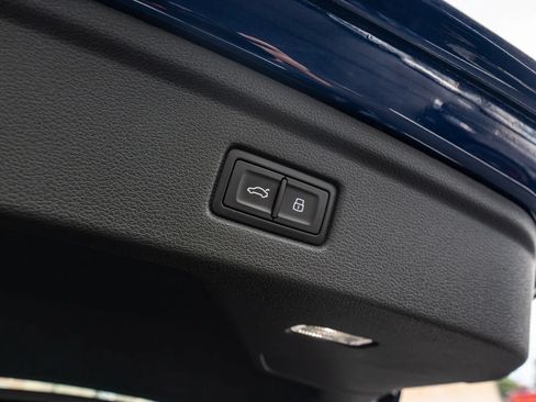 Used 2018 Audi A5 2.0T Premium Plus AWD/4WD image 22