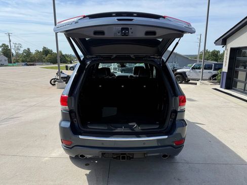 Used 2019 Jeep Grand Cherokee Overland image 39