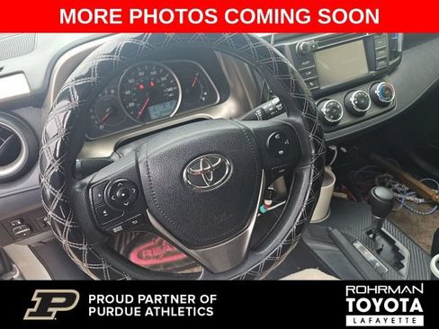 Used 2015 Toyota RAV4 LE AWD/4WD image 8