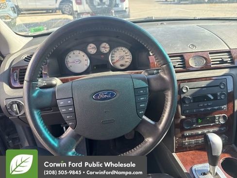 Used 2006 Ford Five Hundred Limited image 11