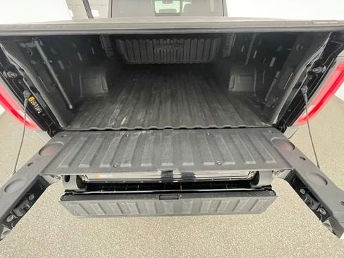 Used 2022 GMC Sierra 1500 AT4 w/ AT4 Preferred Package AWD/4WD image 45
