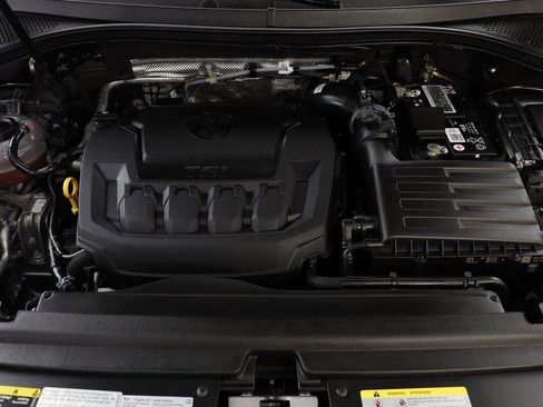 Used 2022 Volkswagen Tiguan S image 23