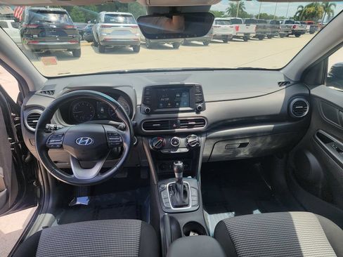 Used 2020 Hyundai Kona SEL Plus FWD image 17