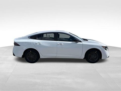 New 2026 Nissan Sentra SV w/ SV Convenience Package FWD image 10