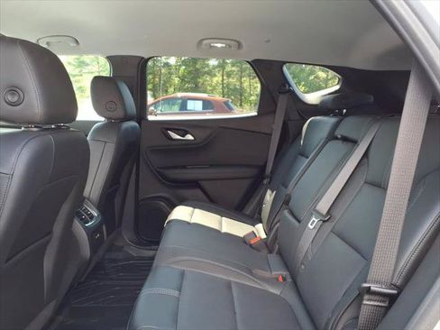 Used 2020 Chevrolet Blazer LT w/ LPO, Floor Liner Package AWD/4WD image 10