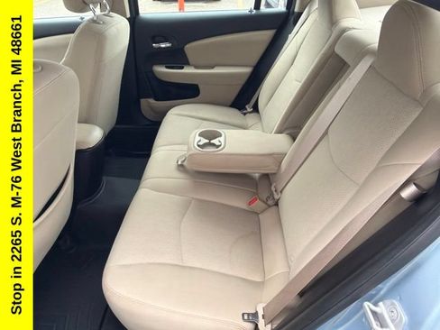 Used 2013 Chrysler 200 Touring FWD image 32