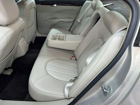 Used 2009 Buick Lucerne CXL w/ Driver Confidence Package image 10