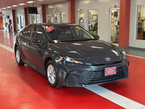 Used 2025 Toyota Camry LE w/ Convenience Package AWD/4WD image 2