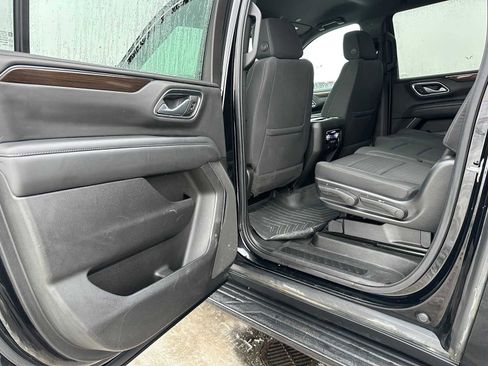 Used 2022 GMC Yukon XL SLE w/ Max Trailering Package image 17