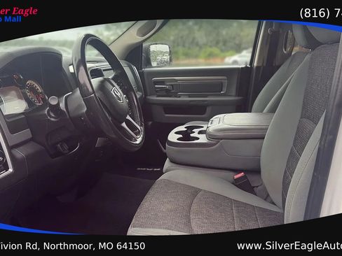 Used 2017 RAM 1500 Big Horn RWD image 9