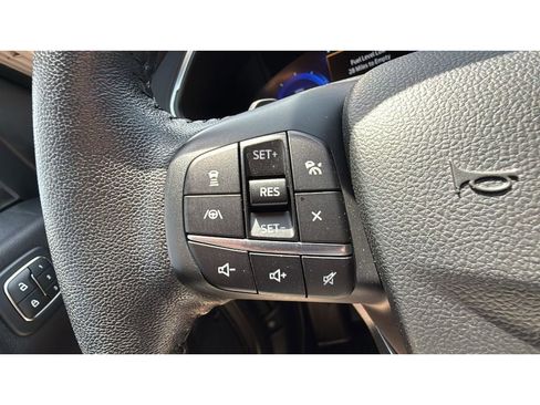Used 2020 Ford Escape Titanium w/ Titanium Premium Package 2.0 AWD/4WD image 29