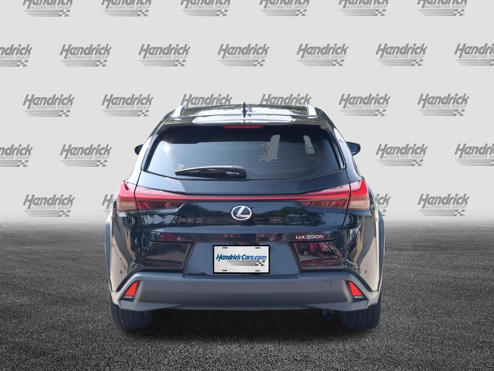 Used 2021 Lexus UX 250h w/ Accessory Package (Z1) AWD/4WD image 8