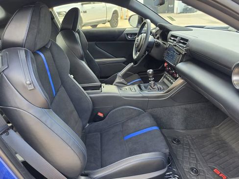 Used 2025 Subaru BRZ tS w/ Popular Package 2 RWD image 9