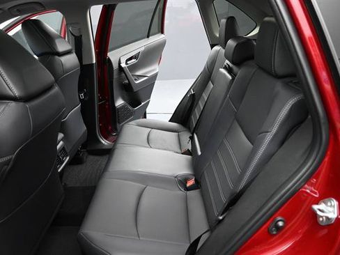 Certified 2025 Toyota RAV4 Limited w/ Advanced Technology Package AWD/4WD image 17