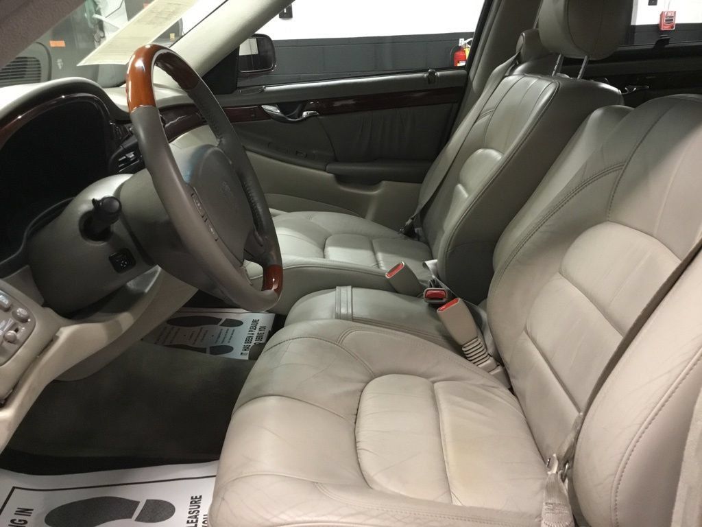 Used 2000 Cadillac De Ville DHS w/ Safety/Security Pkg FWD image 72