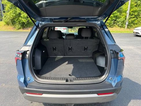 Used 2026 Chevrolet Equinox LT AWD/4WD image 6