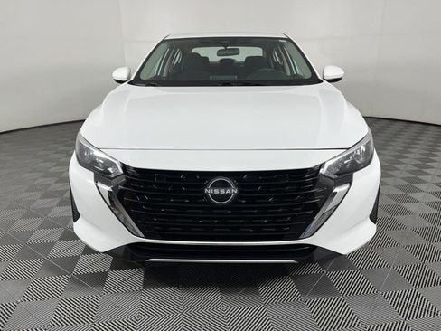 Used 2025 Nissan Sentra S FWD image 3