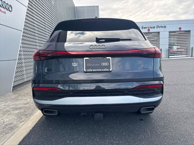 Certified 2025 Audi Q5 Premium w/ Convenience Package AWD/4WD image 17
