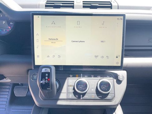 New 2026 Land Rover Defender 110 X-Dynamic SE AWD/4WD image 15