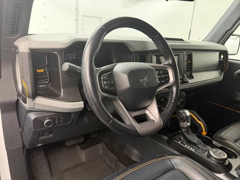 Used 2021 Ford Bronco Badlands w/ Sasquatch Package image 4