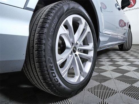 Used 2025 Audi Q7 3.0T Premium Plus image 9