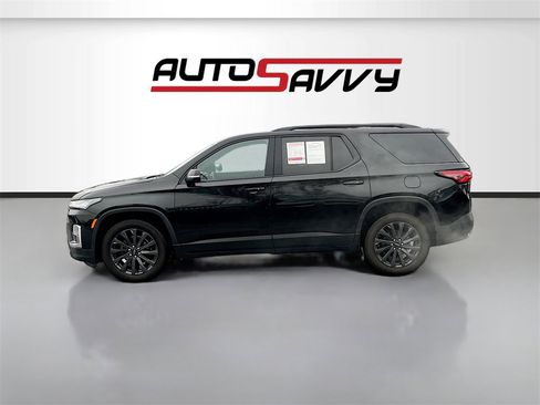 Used 2023 Chevrolet Traverse RS image 4