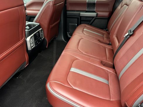 Used 2019 Ford F150 Platinum w/ Technology Package image 12