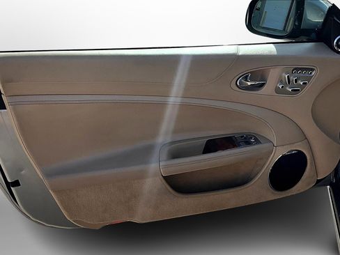 Used 2010 Jaguar XK Convertible image 24