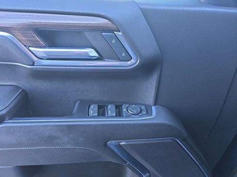 Used 2023 Chevrolet Silverado 1500 LT image 18