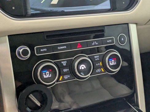 Used 2016 Land Rover Range Rover Long Wheelbase Supercharged AWD/4WD image 20