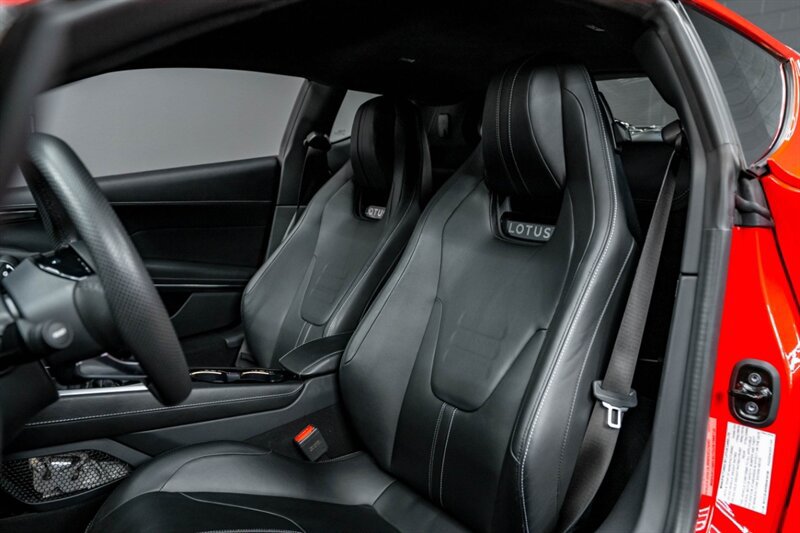 Used 2025 Lotus Emira RWD image 19