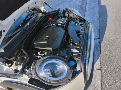Used 2023 MINI Cooper 4-Door Hardtop FWD image 43