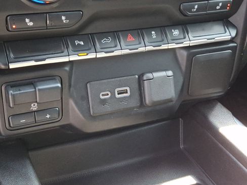 Used 2021 Chevrolet Silverado 2500 LT w/ All Star Edition image 26