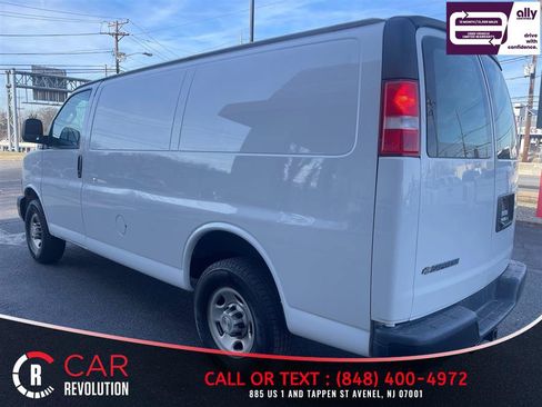 Used 2020 Chevrolet Express 2500 w/ Driver Convenience Package RWD image 5