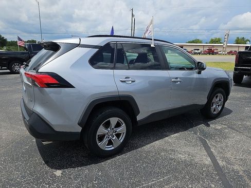 Used 2024 Toyota RAV4 XLE FWD image 8