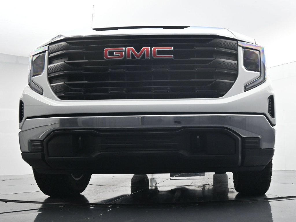 Used 2025 GMC Sierra 1500 Pro w/ Pro Value Package AWD/4WD image 33