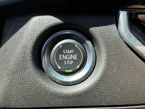 Used 2024 Chevrolet Colorado W/T image 30