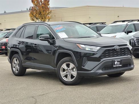 Used 2024 Toyota RAV4 XLE image 2