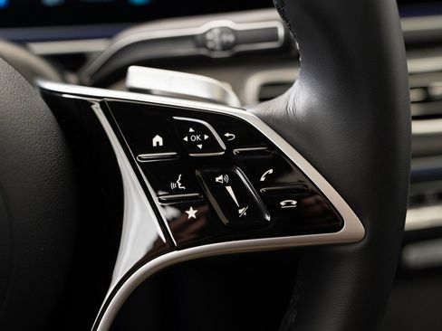 Certified 2025 Mercedes-Benz GLE 450 GLE 450 image 28