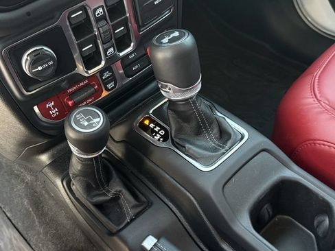 Used 2024 Jeep Wrangler Unlimited Rubicon 392 AWD/4WD image 18