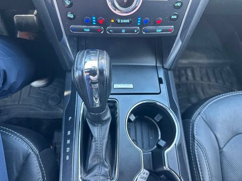 Used 2018 Ford Explorer Limited AWD/4WD image 11